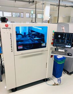 Solder paste screen printer Solder paste screen printer